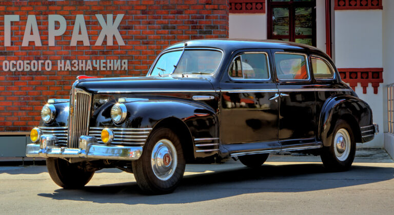 ZISZ-110-Saloon