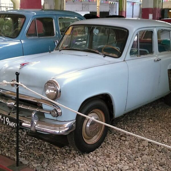 Moskvitch-402
