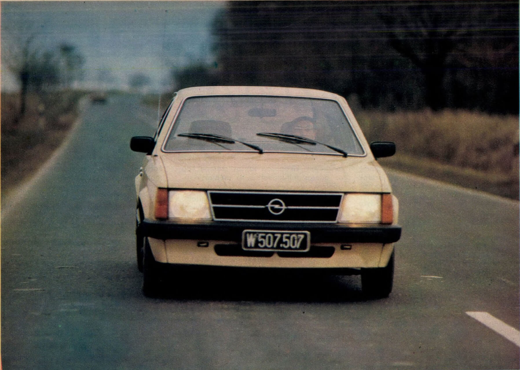 opel-kadett-d-1980-feb-auto-motor-hun-page-30-1